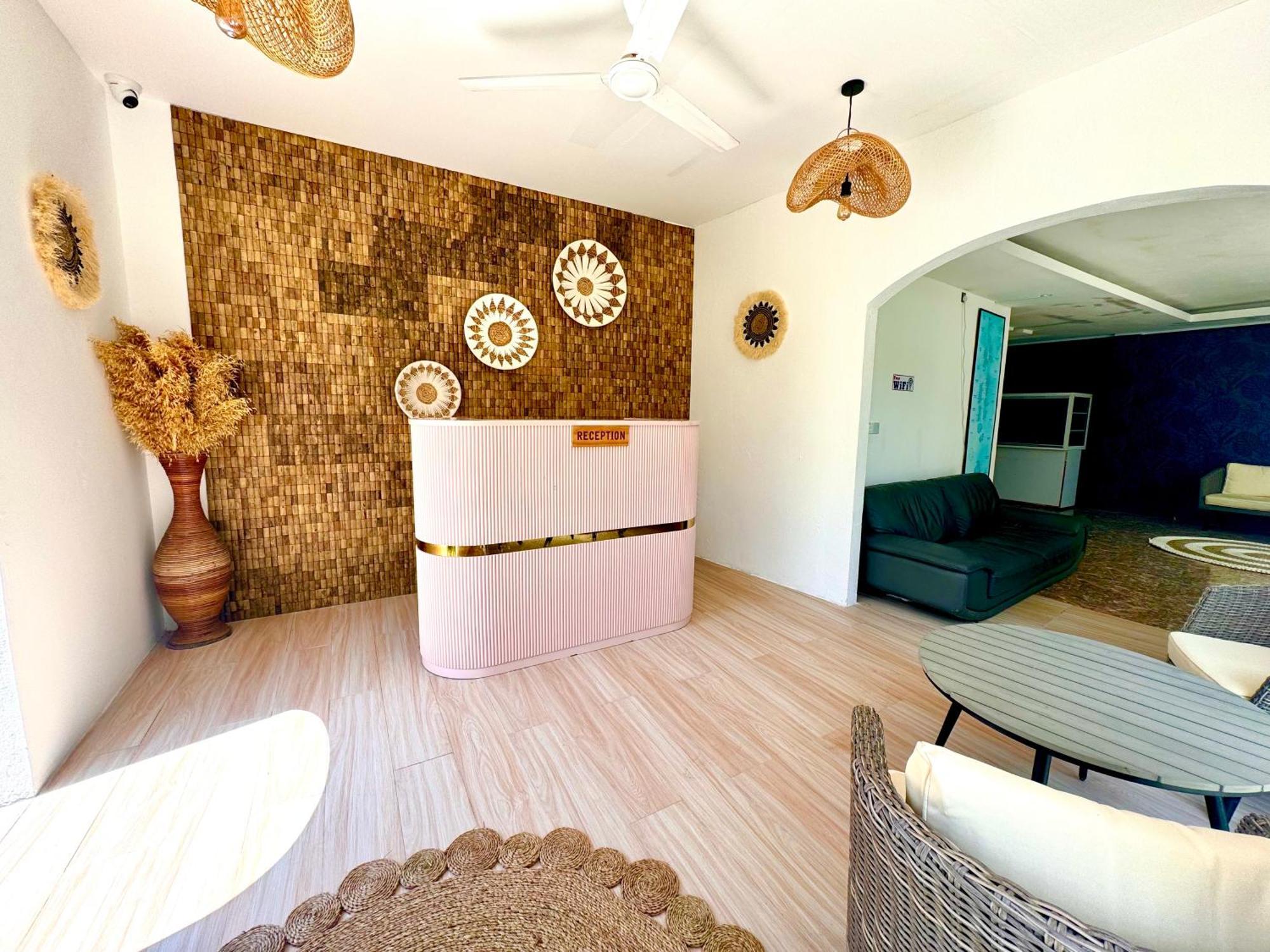 Sands Garden Hotel Тодо Екстериор снимка
