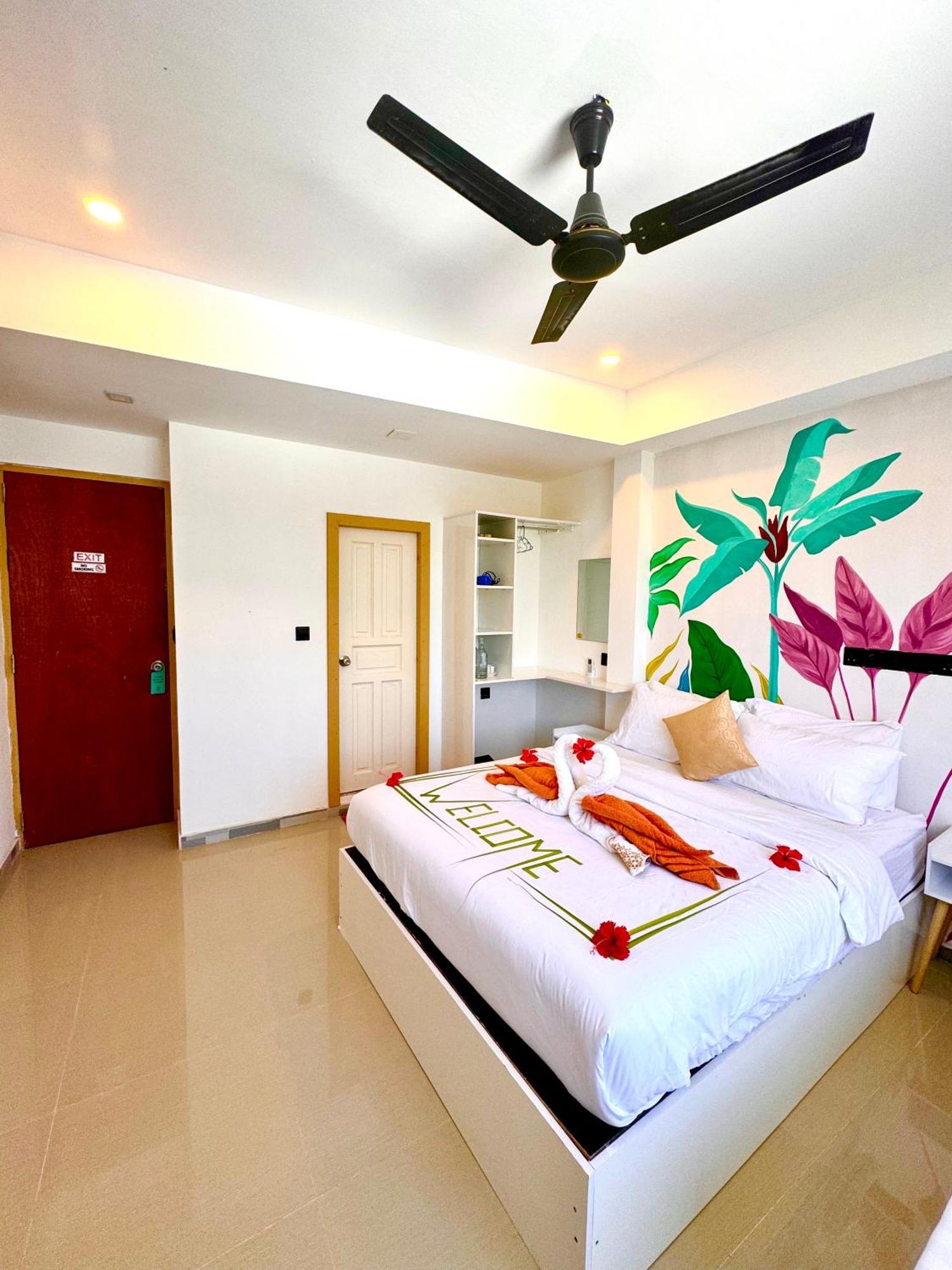 Sands Garden Hotel Тодо Екстериор снимка